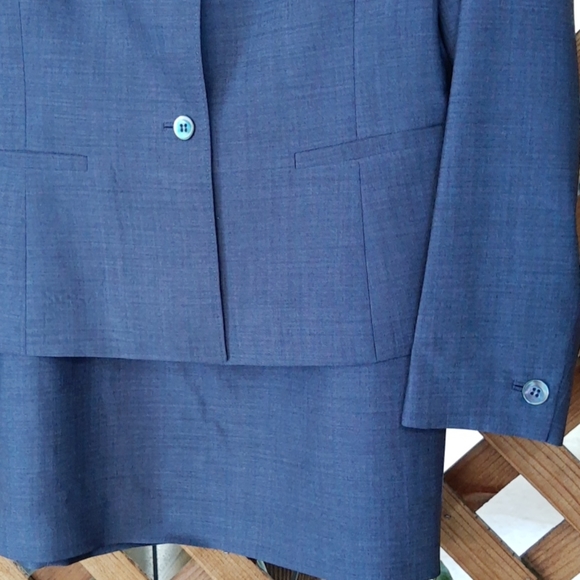 Anne Klein Heliotrope Blue Blazer Wool, Size 4 - Picture 2 of 10